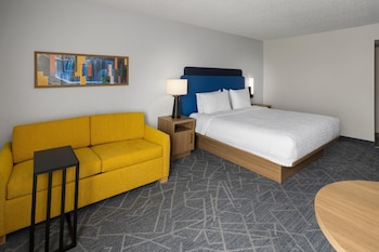 Studio, 1 King Bed with Sofa bed, Non Smoking