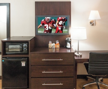 Superior Room, 1 King Bed (Smoke Free)