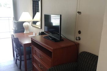 Standard Room, 2 Double Beds, Non Smoking