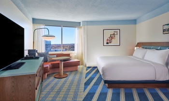 Suite, 1 King Bed (High Floor)