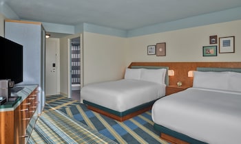 Standard Room, 2 Queen Beds, Accessible, Non Smoking (Communications)