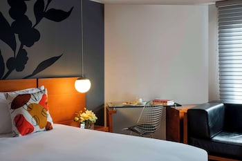 Junior Suite (Extra Bed 2 Adults + 1 Child)