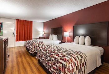 Deluxe Room, 2 Queen Beds, Accessible, Non Smoking (Roll-In Shower)