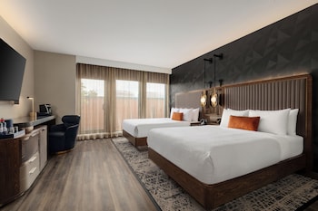 Room, Multiple Beds, Terrace