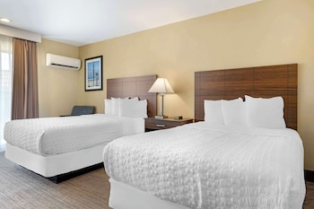 Standard Room, 2 Double Beds, Non Smoking, Refrigerator & Microwave
