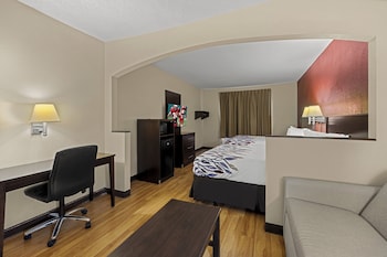 Suite, 2 Queen Beds, Non Smoking