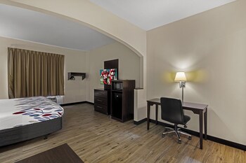 Suite, 1 King Bed, Non Smoking, Jetted Tub