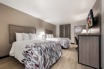 Deluxe Room, 2 Double Beds, Non Smoking (Renovated)