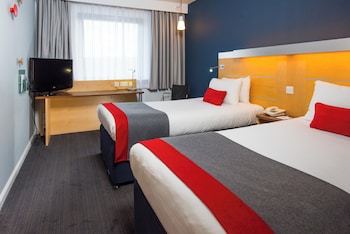 Standard Room, 2 Twin Beds (with Free Hot Breakfast)