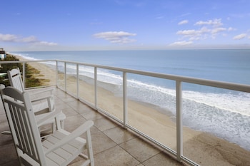 Room, 2 Queen Beds, Balcony, Oceanfront