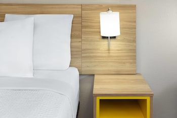 Room, 1 King Bed, Non Smoking
