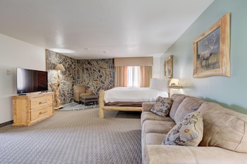 Cabin, 1 King Bed, Mountain View