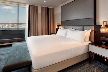 Grand Suite, 1 King Bed, Balcony, Park View (Grand View Penthouse)