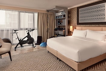 Room, 1 King Bed (Fitness)