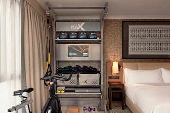 Room, 1 King Bed (Fitness)