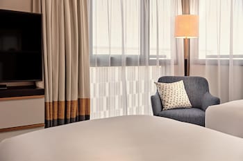 Junior Suite, 1 King Bed (Panorama)