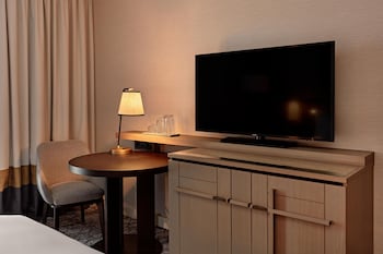 Executive Room, 1 King Bed