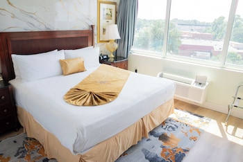 Standard Room, 1 King Bed