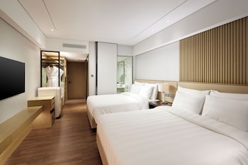 RESIDENTIAL DELUXE DOUBLE DOUBLE