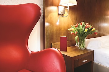 Standard Room, 2 Twin Beds, Bathtub