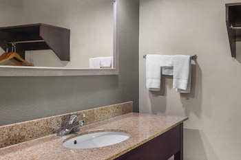 Deluxe Room, 1 King Bed, Smoking