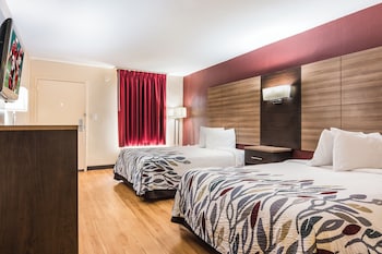 Deluxe Room, 2 Double Beds, Smoking