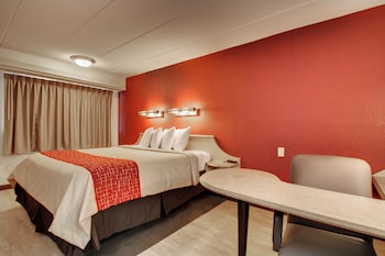 Superior Room, 1 King Bed (Smoke Free)