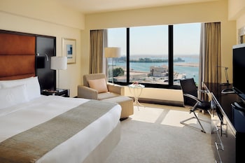 Classic Room, 1 King Bed, Smoking, Sea View