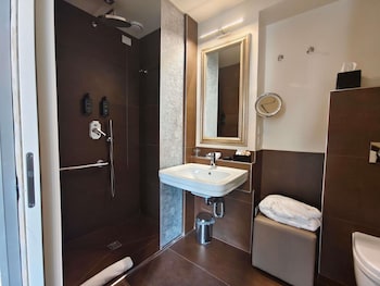 Superior Single Room, City View