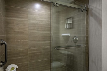 Room, 1 King Bed, Accessible (Hearing)