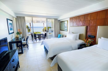 Ocean Deluxe Twin Room