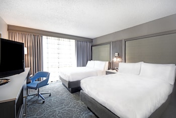 Standard Room, 2 Double Beds, Accessible (Mobility)