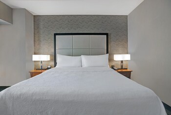 Two Bedroom Suite, Two King Beds, Non-Smoking