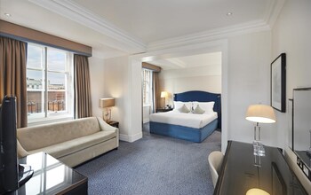 Junior Suite, 1 King Bed (Wonderland)