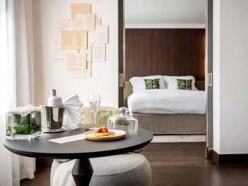 Suite, 1 King Bed, Garden View (Homage Marguerite Yourcenar)