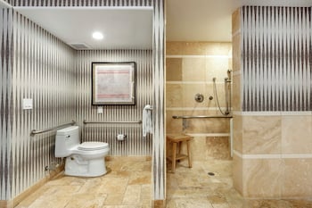 Room, 2 Queen Beds, Accessible, Resort View