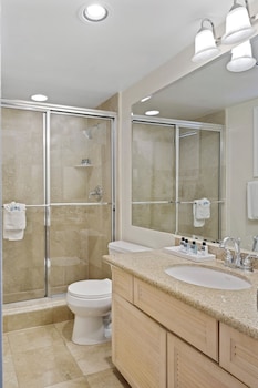 Suite, 1 Bedroom (King - Standard View)