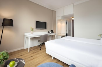 Superior Room (Extra Bed 2 adults + 1 child)