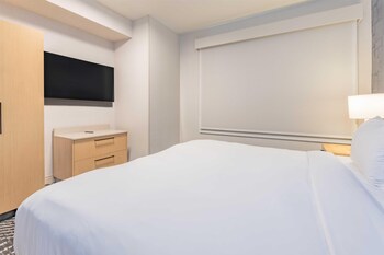 Room, 1 King Bed with Sofa bed