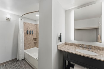 Premium Suite, 2 Double Beds, Non Smoking
