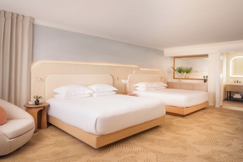 Premium Room (2 King Beds)
