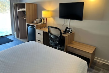 Standard Room, 1 Queen Bed with Sofabed, Second Floor