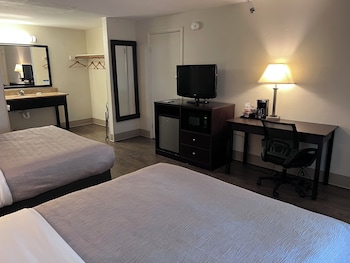 Room, 2 Queen Beds, Non Smoking