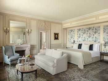 Junior Suite, Lake View (Prestige)