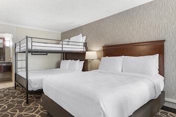 Family Room, Multiple Beds, Non Smoking, Refrigerator & Microwave