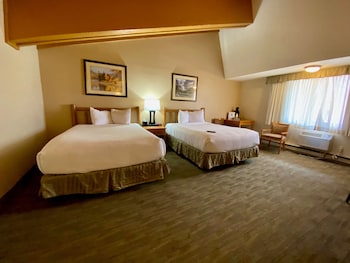 Family Room, Multiple Beds, Non Smoking, Refrigerator