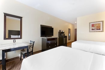 Room, 2 Queen Beds, Accessible, Non Smoking