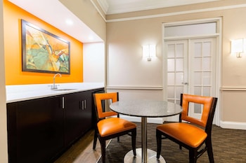 Suite, 2 Queen Beds, Non Smoking (Soaker Tub)