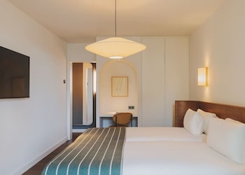 Family Quadruple Room (Quadruple for 3)