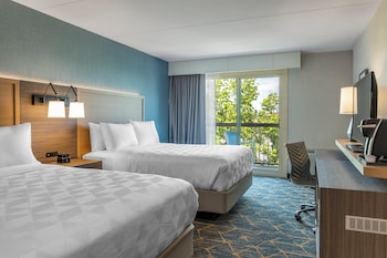 Standard Room, 2 Queen Beds, Balcony, River View